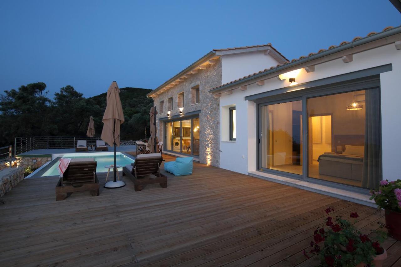 Tsakmakis Villas Luxury- Panoramic Sea View - Lefkada Tsoukaládhes Dış mekan fotoğraf